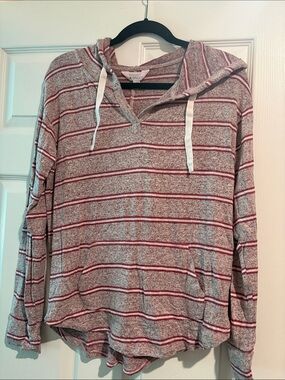 Market & Spruce Sweatshirt